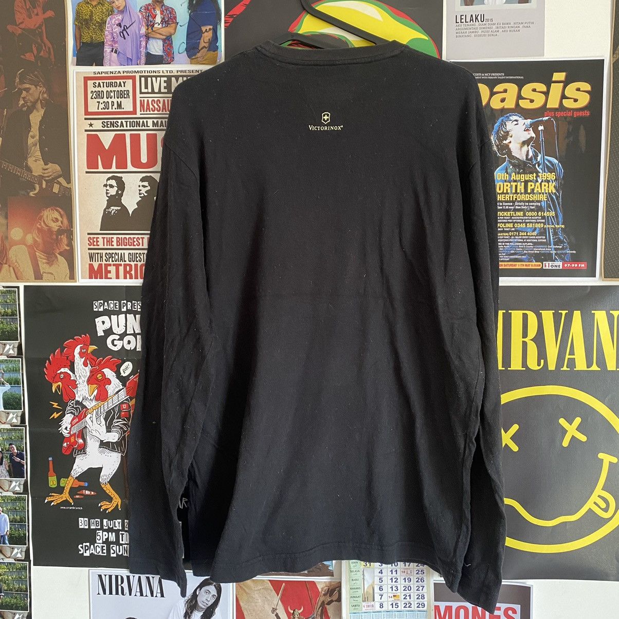 Victorinox Vintage Victorinox Long Sleeve Black T-Shirt Size US M / EU 48-50 / 2 - 5 Thumbnail