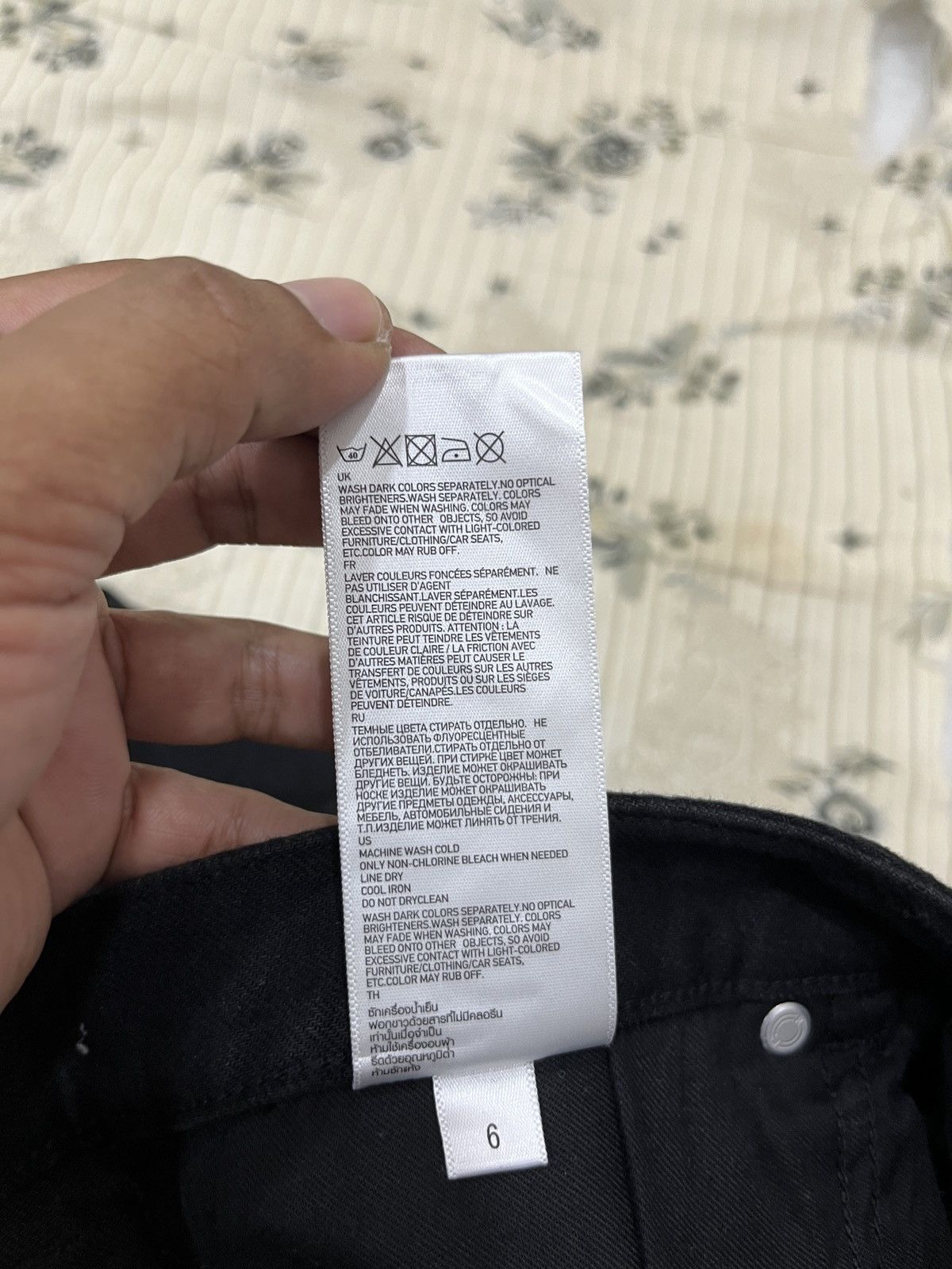 Undercover (Pppp). UNDERCOVER X UNIQLO SKIRTS Size 32" / US 10 / IT 46 - 11 Thumbnail