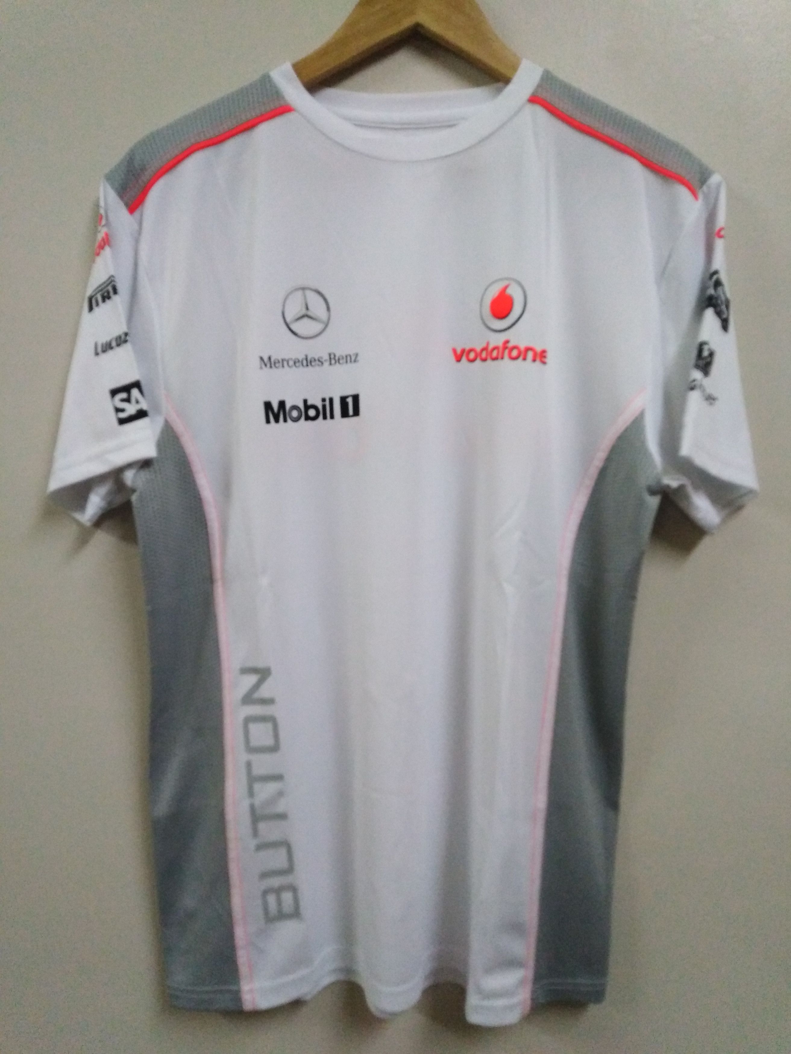Formula 1 Vintage Jenson Button Vodafone McLaren Mercedes F1 T Shirt Size US M / EU 48-50 / 2 - 1 Thumbnail