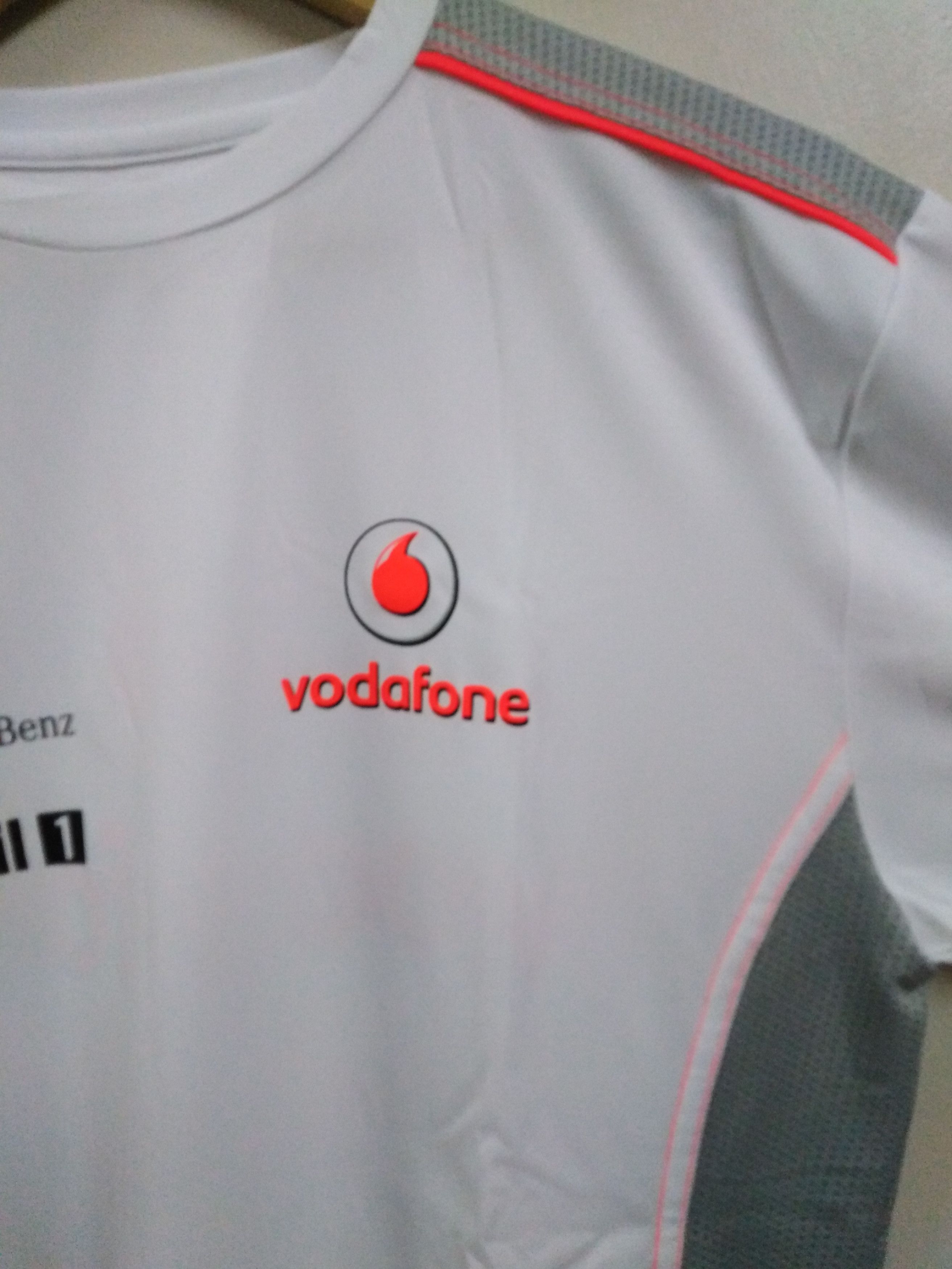 Formula 1 Vintage Jenson Button Vodafone McLaren Mercedes F1 T Shirt Size US M / EU 48-50 / 2 - 3 Thumbnail