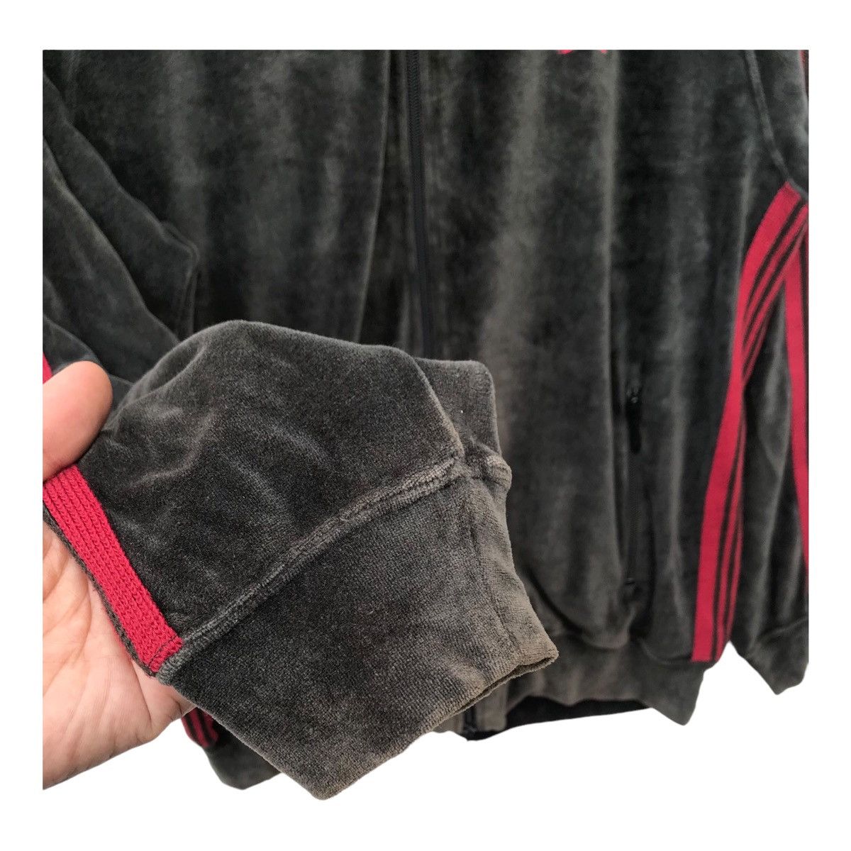 Needles Needles Velvet Sweater Size US M / EU 48-50 / 2 - 9 Thumbnail