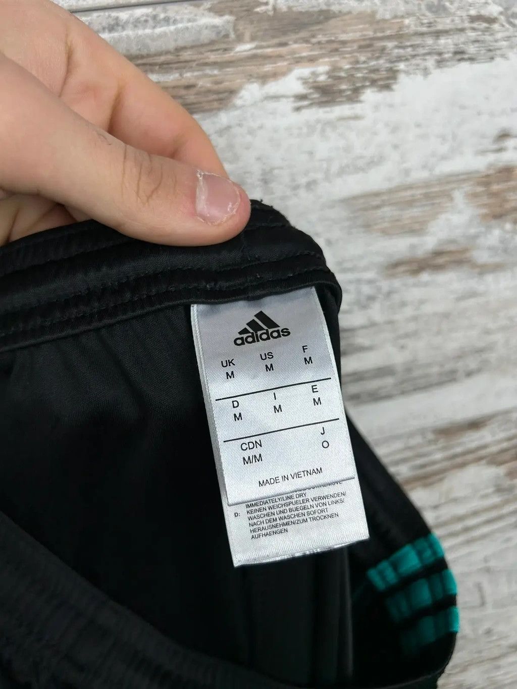 Vintage Mens Vintage Adidas FC Real Madrid Shorts football soccer Size US 32 / EU 48 - 5 Thumbnail