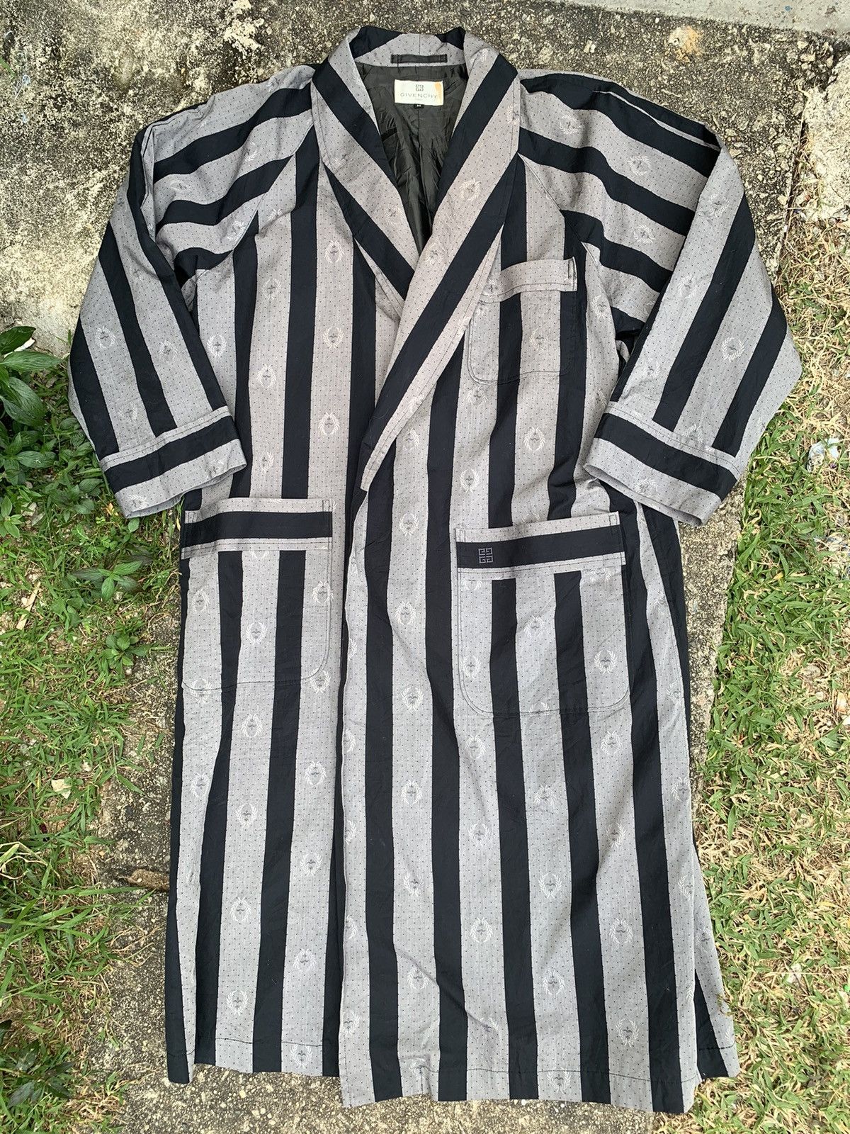 Givenchy 🔥steals🔥 Givenchy barstripe robe pyjamas full print Size US M / EU 48-50 / 2 - 1 Thumbnail