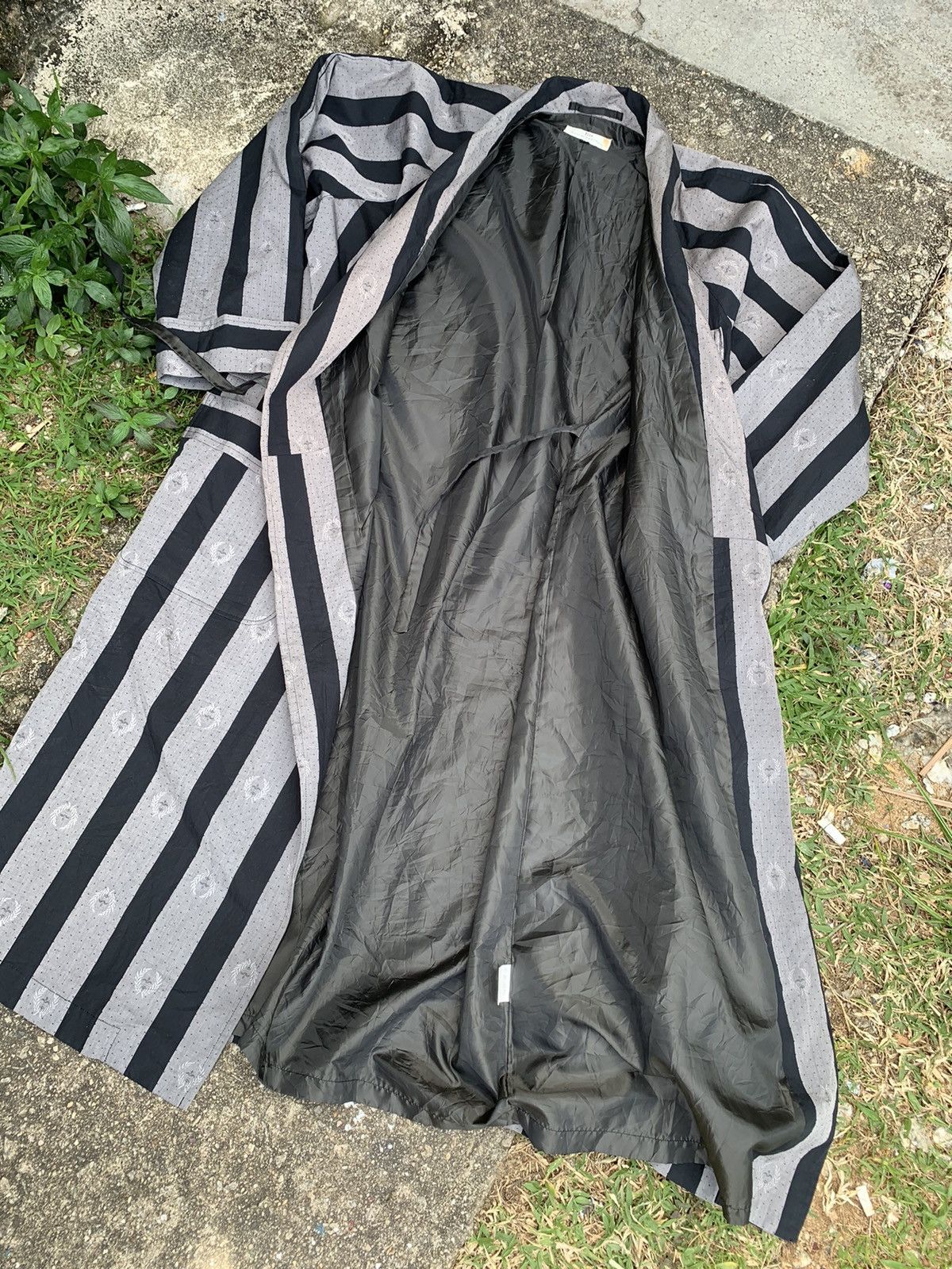 Givenchy 🔥steals🔥 Givenchy barstripe robe pyjamas full print Size US M / EU 48-50 / 2 - 18 Thumbnail