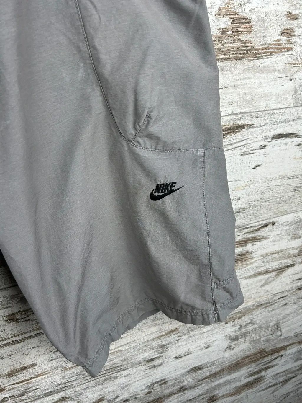 Nike × Vintage Mens Vintage Nike Cargo shorts streetwear y2k rare drill acg Size US 36 / EU 52 - 2 Thumbnail