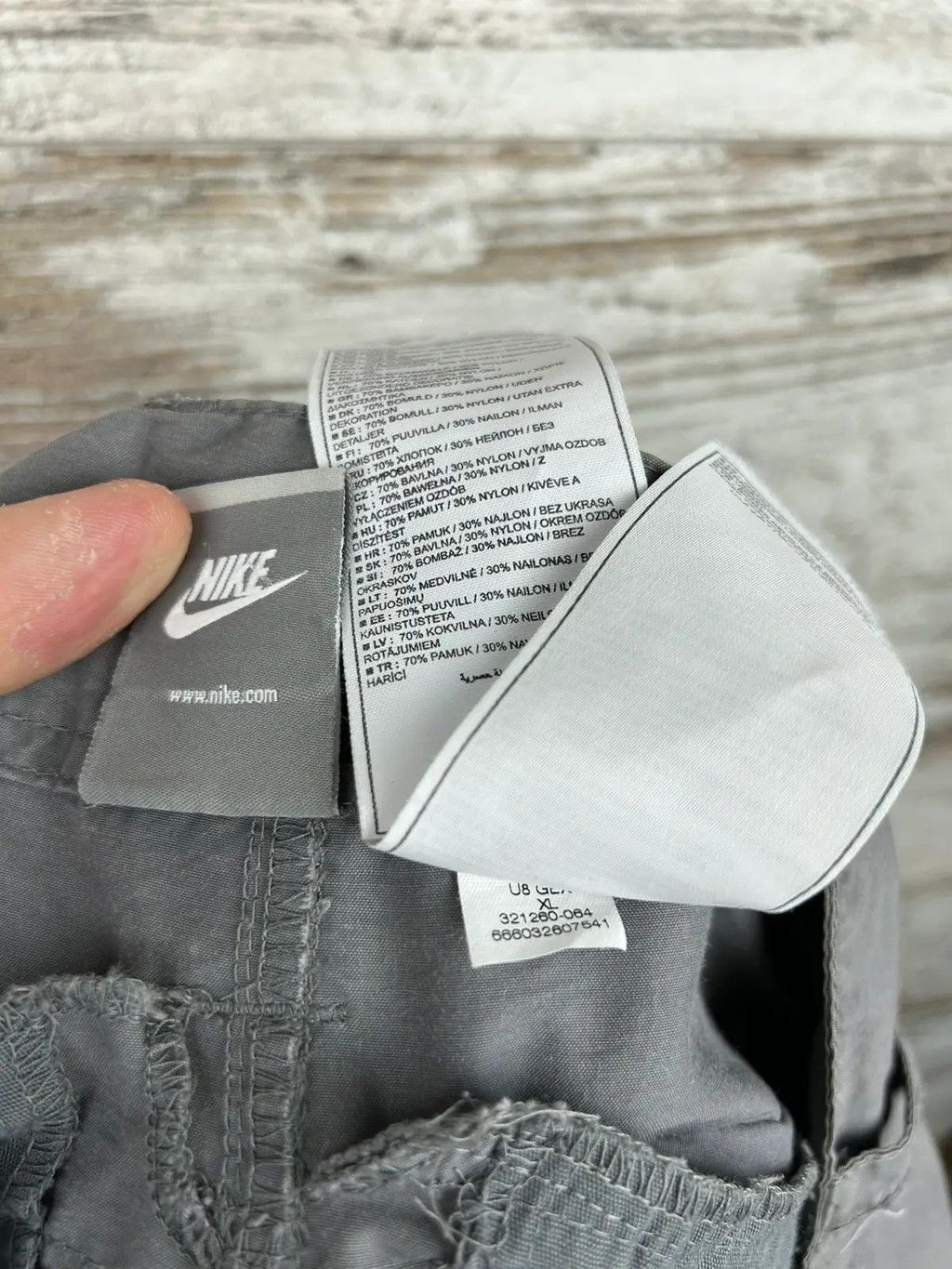 Nike × Vintage Mens Vintage Nike Cargo shorts streetwear y2k rare drill acg Size US 36 / EU 52 - 4 Thumbnail