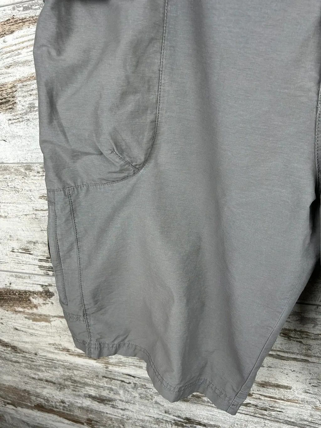 Nike × Vintage Mens Vintage Nike Cargo shorts streetwear y2k rare drill acg Size US 36 / EU 52 - 10 Thumbnail