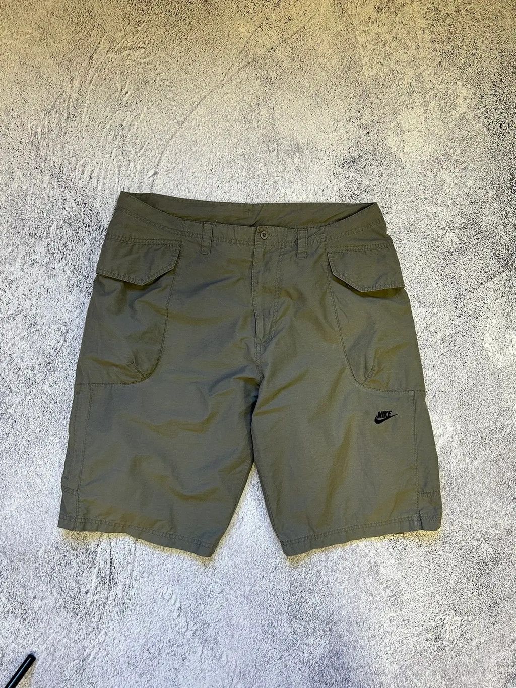 Nike × Vintage Mens Vintage Nike Cargo shorts streetwear y2k rare drill acg Size US 36 / EU 52 - 8 Thumbnail