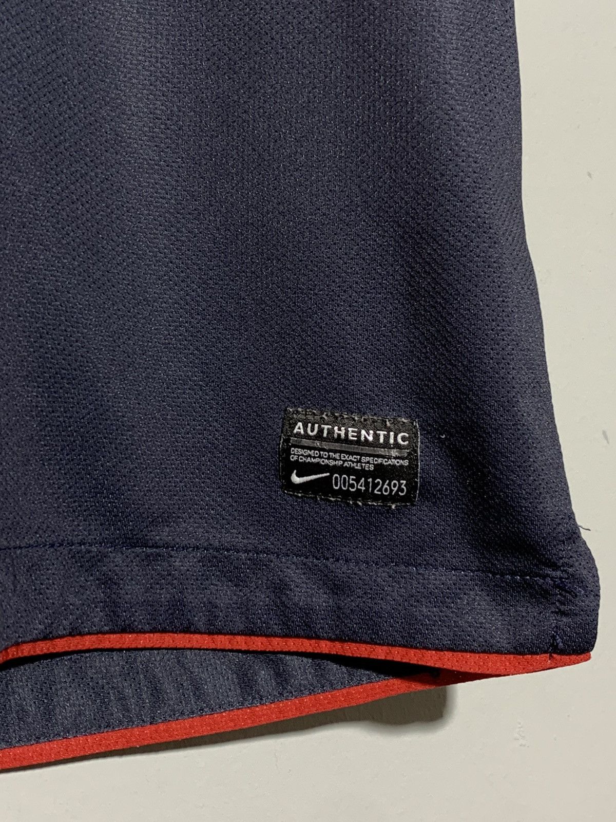 Nike Paris Saint-Germain 2010/11 Nike Y2k Football Shirt Size US XL / EU 56 / 4 - 7 Thumbnail