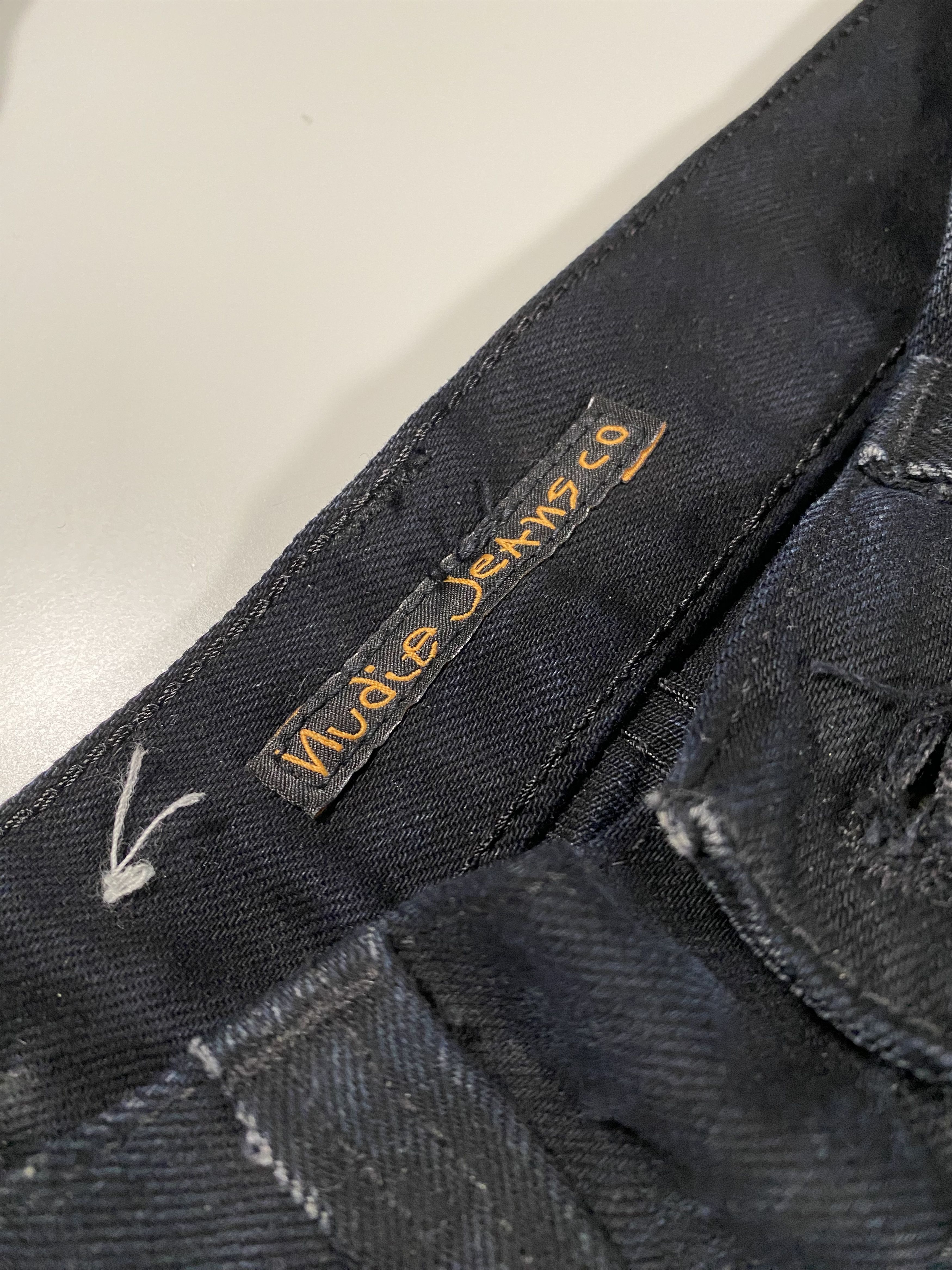 Nudie Jeans nudie jeans slim jim heavy used black denim 28x29 Size US 28 / EU 44 - 3 Thumbnail