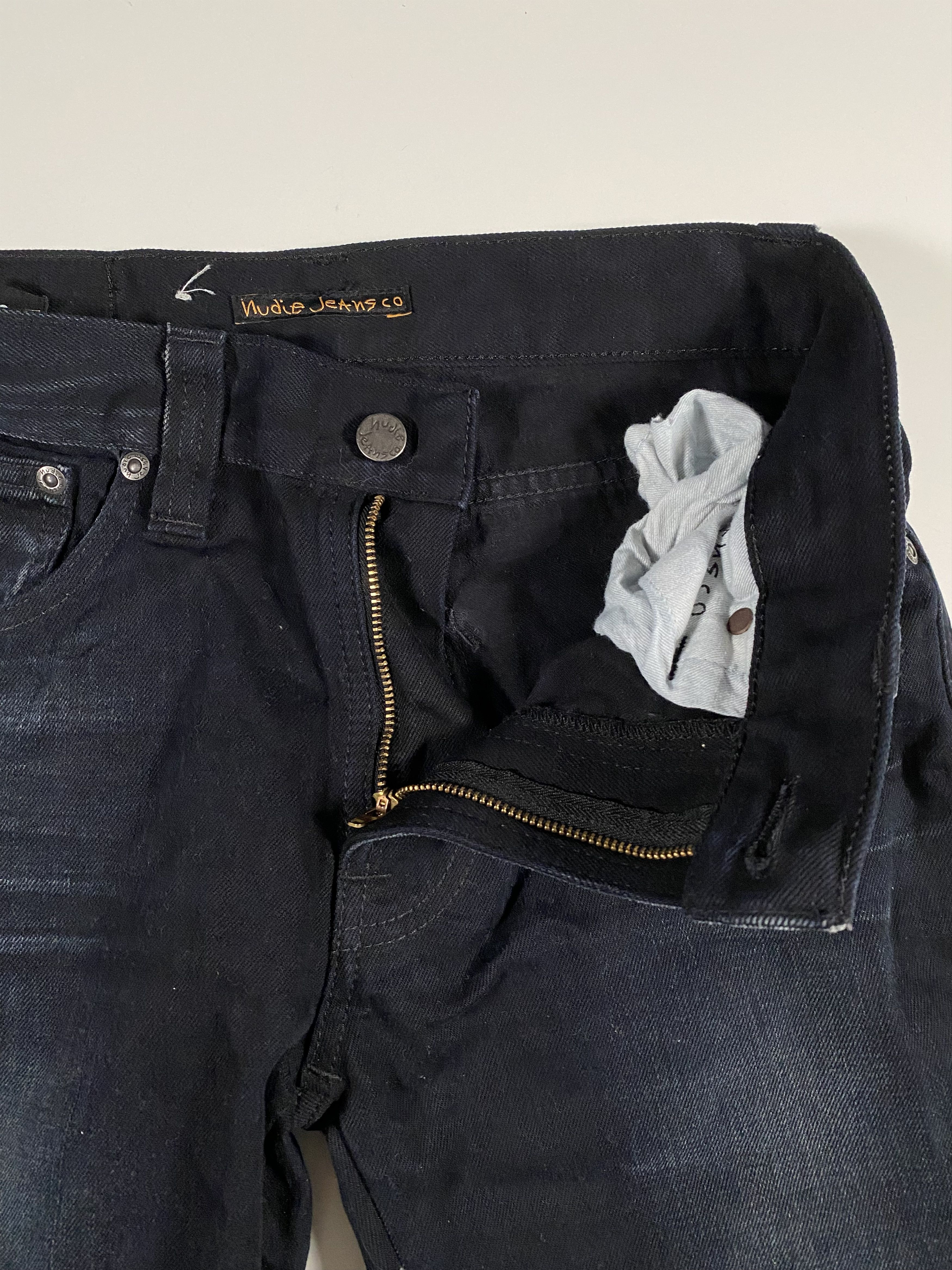 Nudie Jeans nudie jeans slim jim heavy used black denim 28x29 Size US 28 / EU 44 - 6 Thumbnail