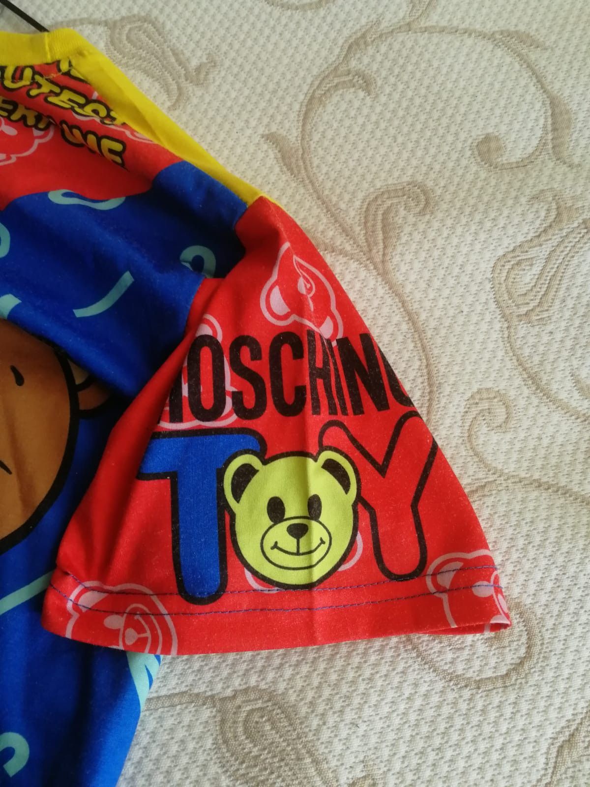 Other Moschino toy tshirt Size US M / EU 48-50 / 2 - 16 Thumbnail