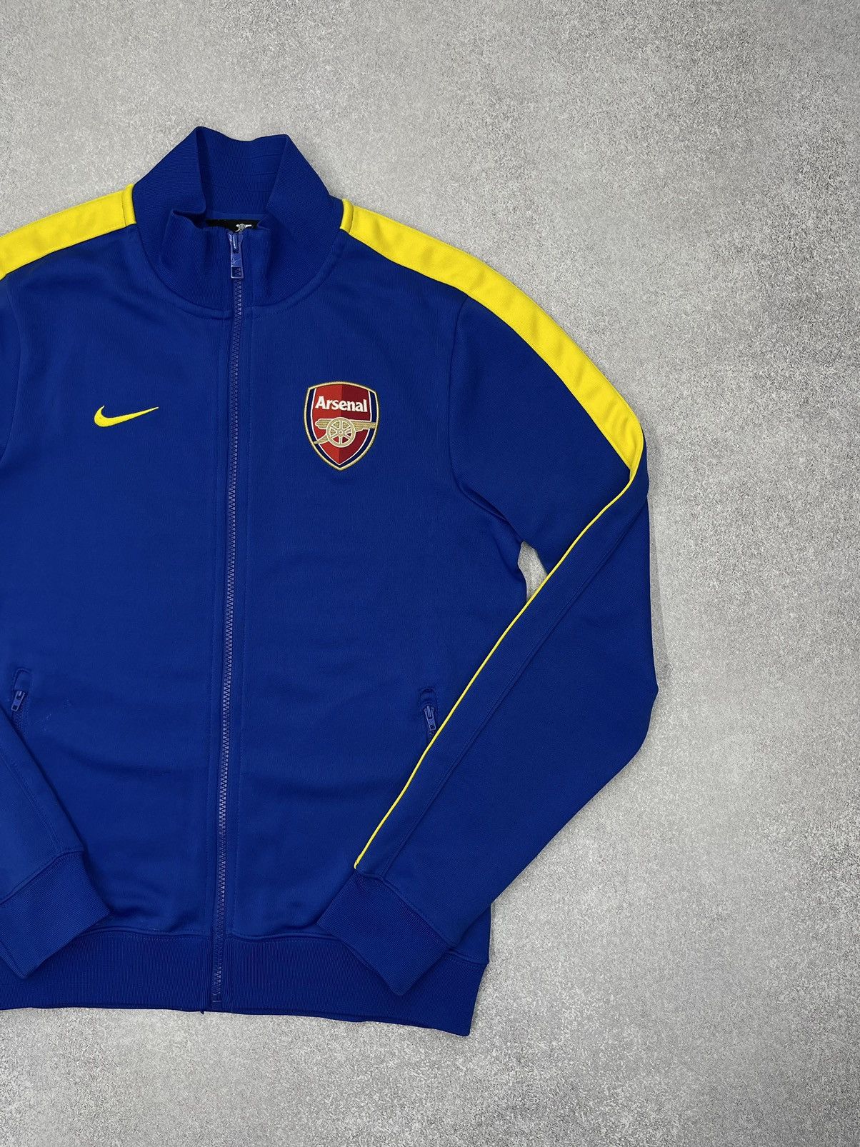 Nike Vintage Nike Arsenal Track Jacket Jersey Football Y2K Drill Size US S / EU 44-46 / 1 - 3 Thumbnail