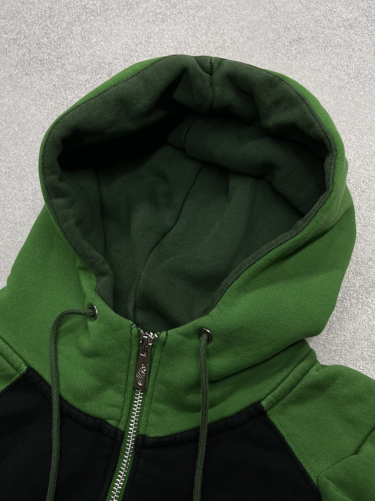 Nike Vintage Nike AW77 Sportswear Hoodie Drill size m-l Size US L / EU 52-54 / 3 - 3 Thumbnail