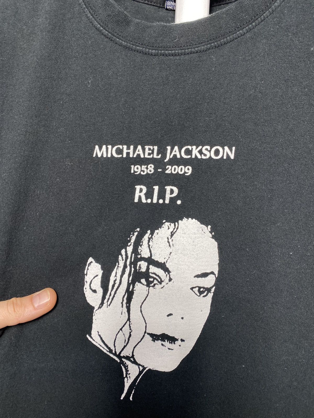 Vintage Vintage 2009 Michael Jackson memorial t-shirt tee size S Size US S / EU 44-46 / 1 - 3 Thumbnail