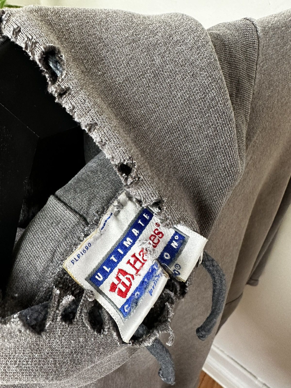 Hanes × Vintage (XXL) INSANE THRASHED SICK FADED VINTAGE HANES HOODIE Size US XXL / EU 58 / 5 - 14 Thumbnail