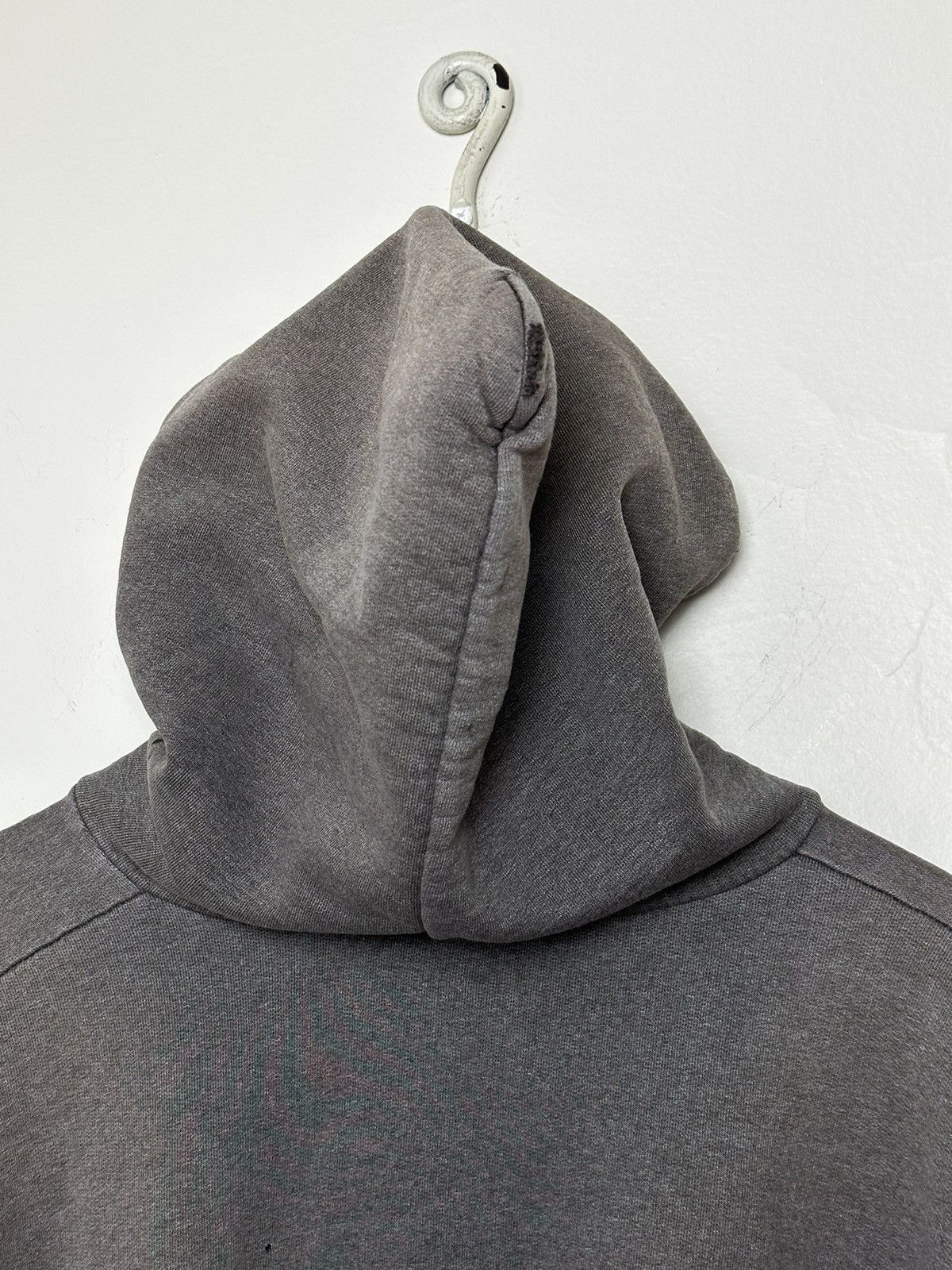 Hanes × Vintage (XXL) INSANE THRASHED SICK FADED VINTAGE HANES HOODIE Size US XXL / EU 58 / 5 - 18 Thumbnail