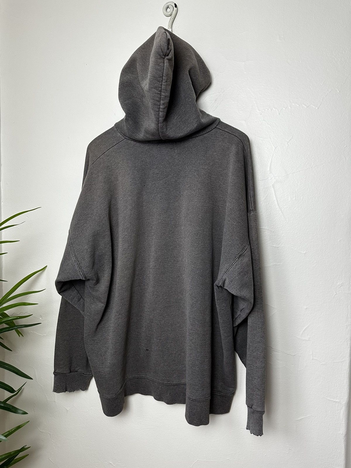 Hanes × Vintage (XXL) INSANE THRASHED SICK FADED VINTAGE HANES HOODIE Size US XXL / EU 58 / 5 - 17 Thumbnail