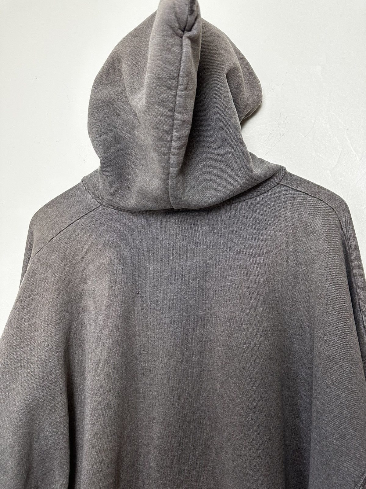 Hanes × Vintage (XXL) INSANE THRASHED SICK FADED VINTAGE HANES HOODIE Size US XXL / EU 58 / 5 - 19 Thumbnail