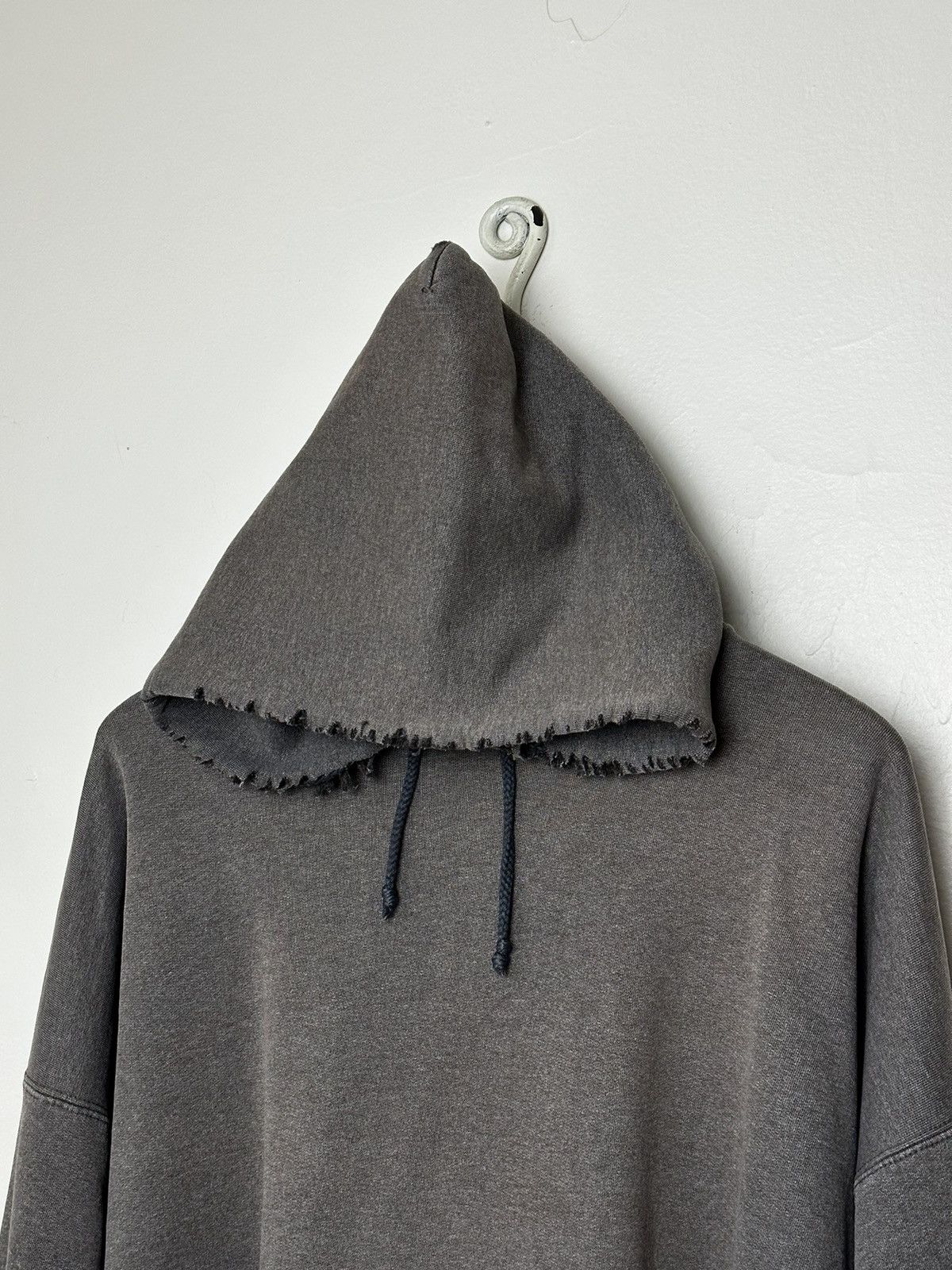 Hanes × Vintage (XXL) INSANE THRASHED SICK FADED VINTAGE HANES HOODIE Size US XXL / EU 58 / 5 - 3 Thumbnail