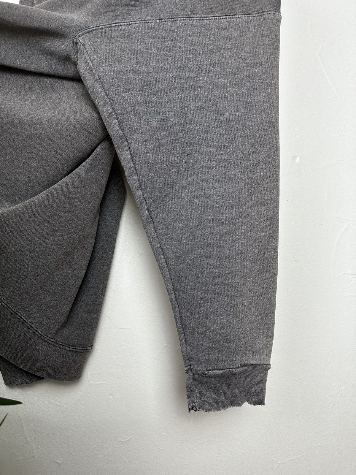 Hanes × Vintage (XXL) INSANE THRASHED SICK FADED VINTAGE HANES HOODIE Size US XXL / EU 58 / 5 - 5 Thumbnail