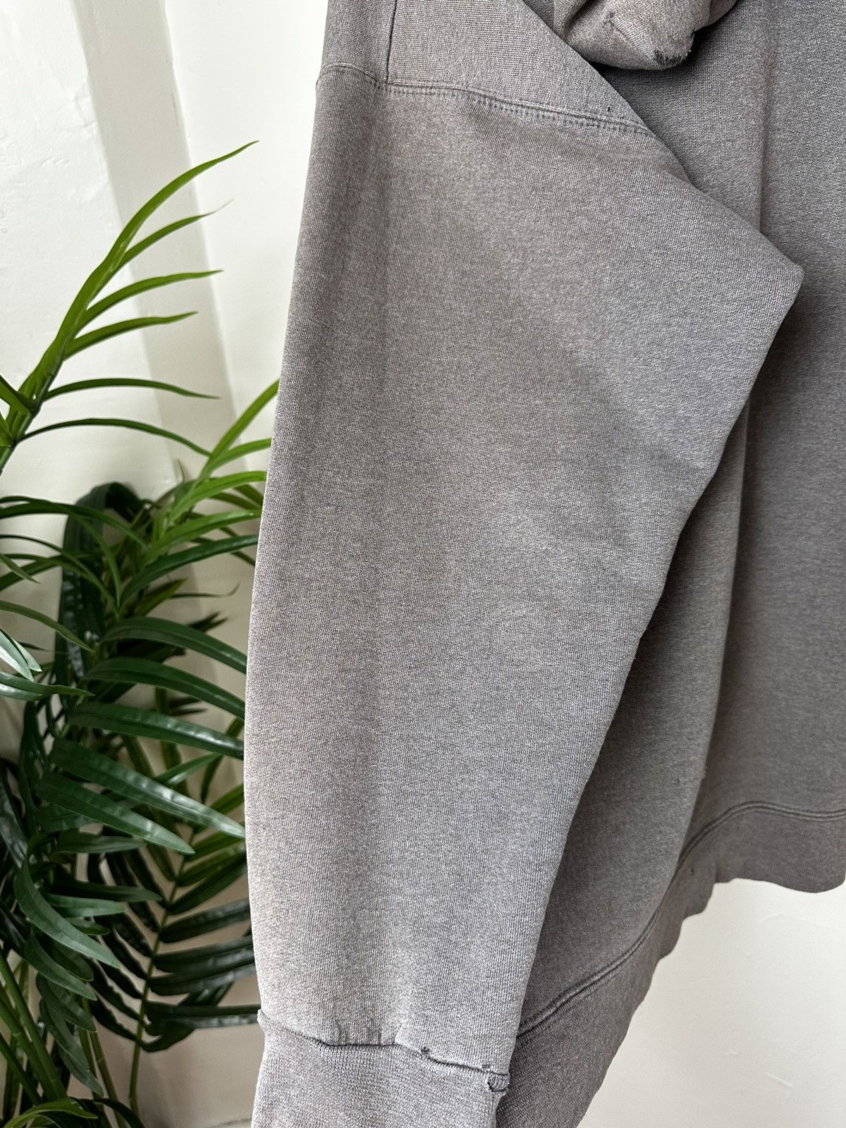 Hanes × Vintage (XXL) INSANE THRASHED SICK FADED VINTAGE HANES HOODIE Size US XXL / EU 58 / 5 - 21 Thumbnail