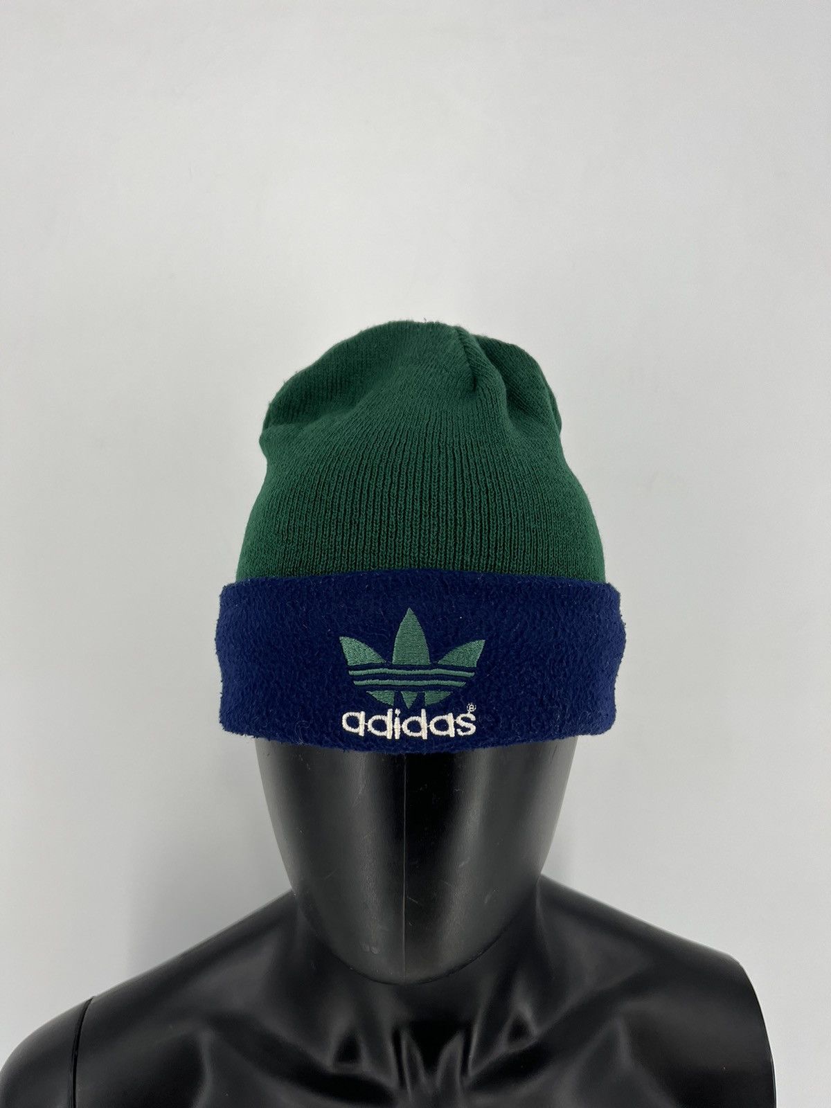 Adidas Vintage Fleece Adidas Beanie / Snow Hat / Snow Cap Size ONE SIZE - 1 Thumbnail