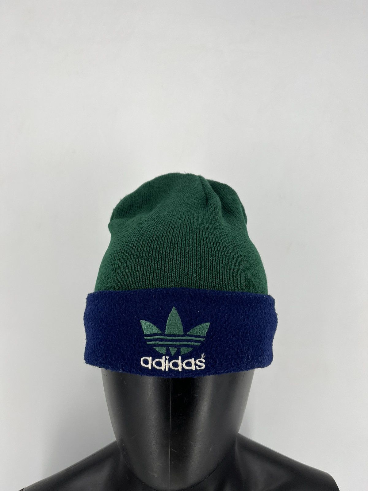 Adidas Vintage Fleece Adidas Beanie / Snow Hat / Snow Cap Size ONE SIZE - 2 Thumbnail
