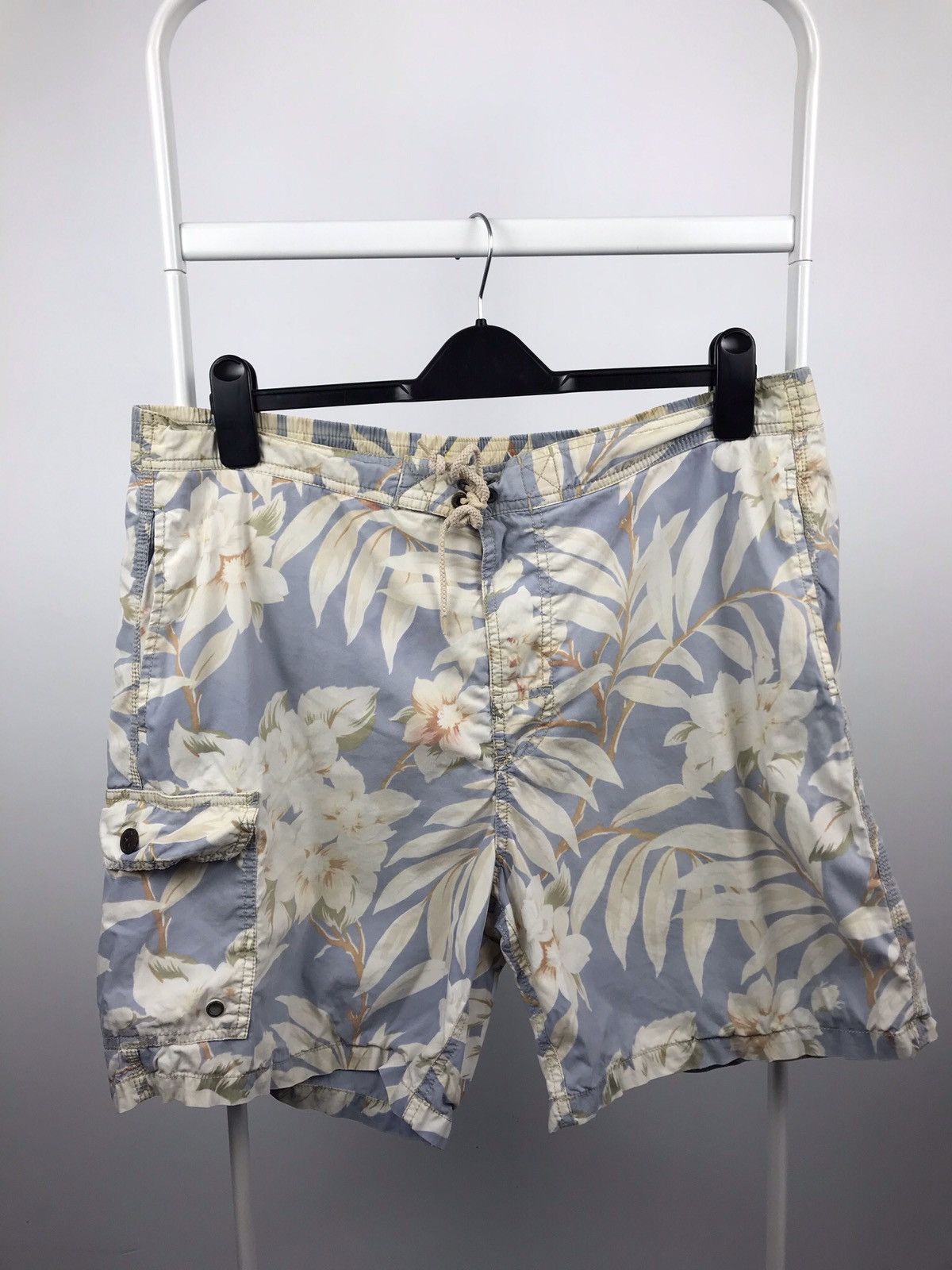 Vintage Vintage Polo Ralph Lauren Floral Print Shorts Size US 32 / EU 48 - 1 Thumbnail