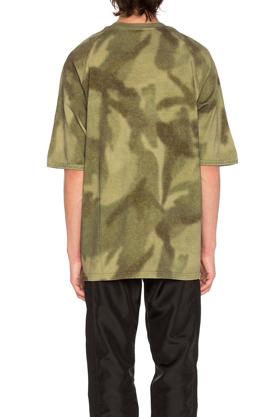 Yeezy Yeezy Season 3 Camo Raglan Oversized Tee Size US S / EU 44-46 / 1 - 4 Thumbnail