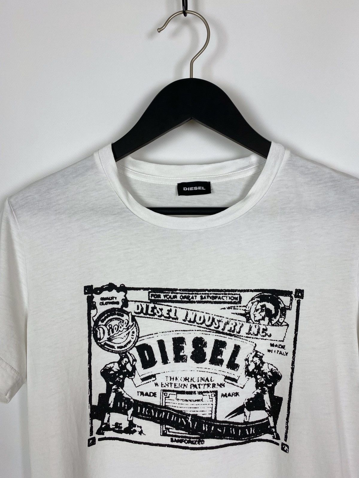Diesel Diesel Slim Patch Logo Graphic T-Shirt Size US M / EU 48-50 / 2 - 2 Thumbnail