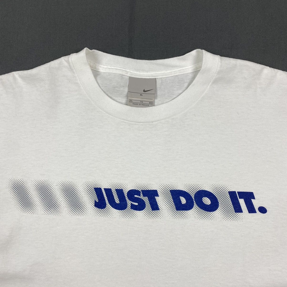 Nike 1990’s Vintage Nike Just Do It Spell Out Boxy T-Shirt Size US XL / EU 56 / 4 - 2 Thumbnail