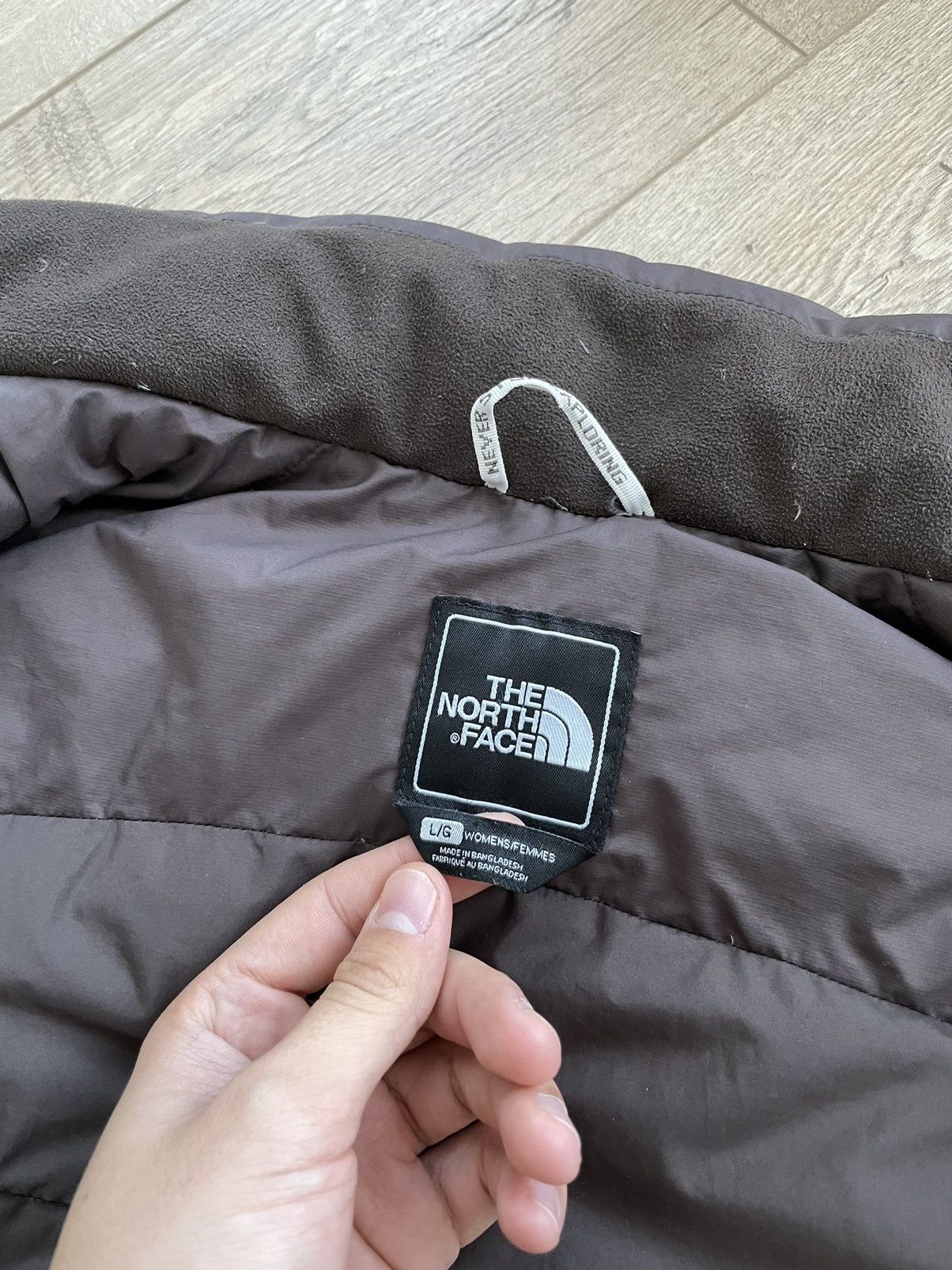 The North Face Vintage The North Face 700 Down Brown Puffer Vest Size L Size L / US 10 / IT 46 - 11 Thumbnail