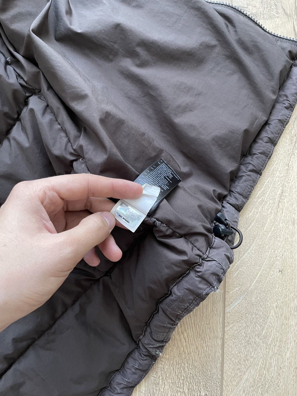The North Face Vintage The North Face 700 Down Brown Puffer Vest Size L Size L / US 10 / IT 46 - 15 Thumbnail
