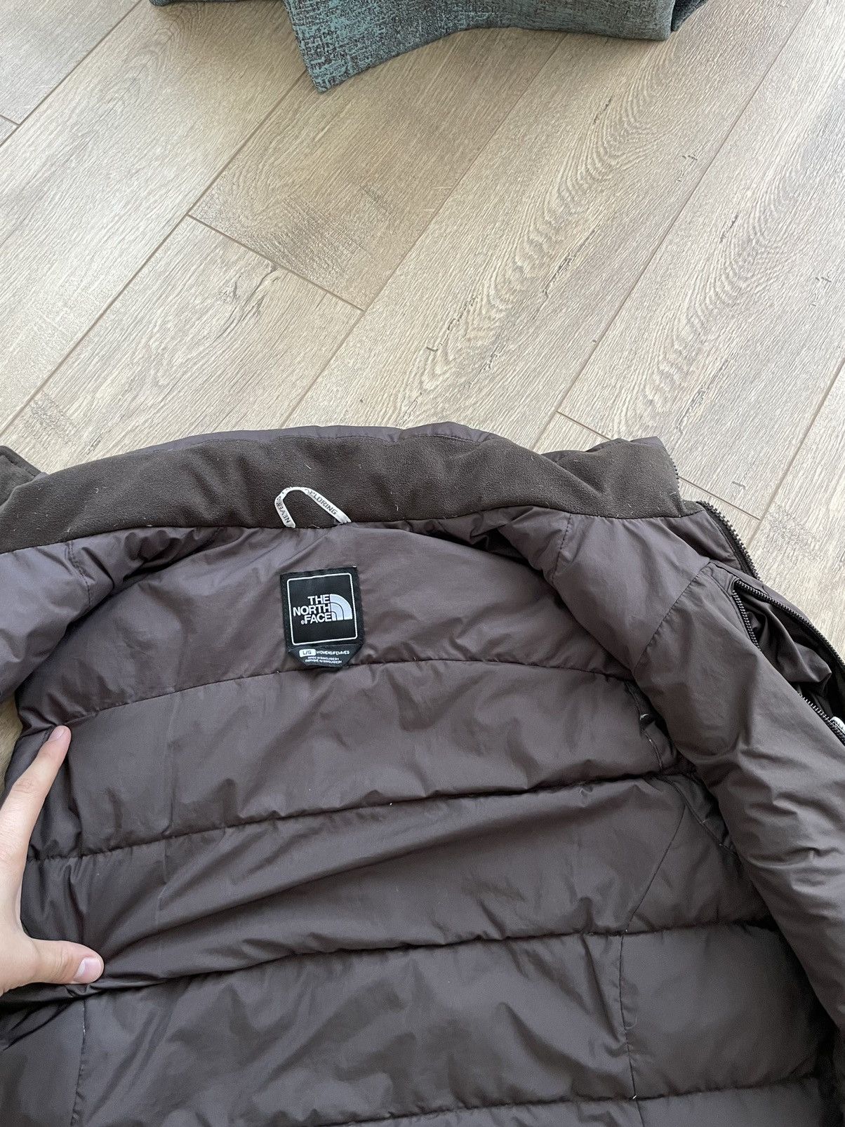 The North Face Vintage The North Face 700 Down Brown Puffer Vest Size L Size L / US 10 / IT 46 - 10 Thumbnail