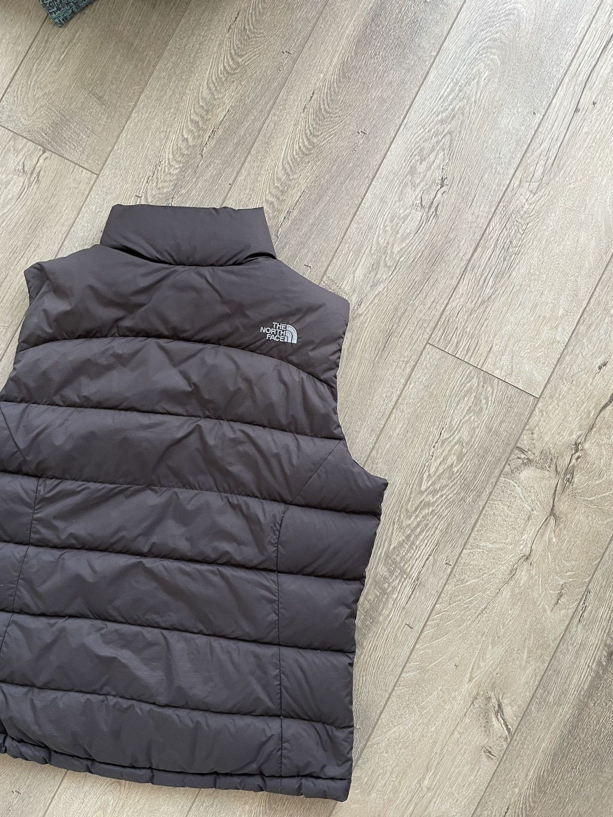 The North Face Vintage The North Face 700 Down Brown Puffer Vest Size L Size L / US 10 / IT 46 - 21 Thumbnail