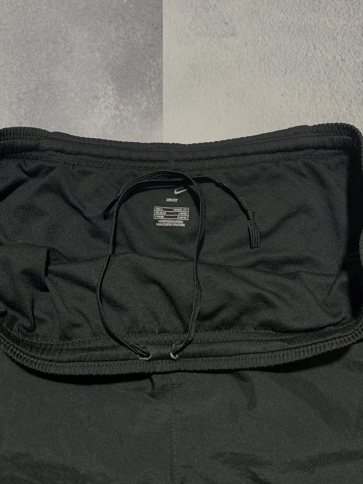 Nike × Vintage Vintage Nike shorts streetwear Y2K casual style size S Size US 30 / EU 46 - 4 Thumbnail