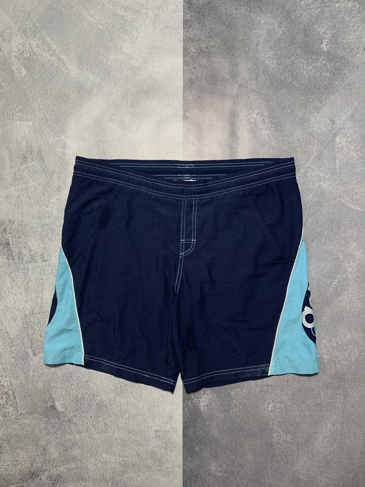 Adidas × Vintage Vintage 90s Adidas shorts streetwear y2k size L Size US 34 / EU 50 - 2 Thumbnail