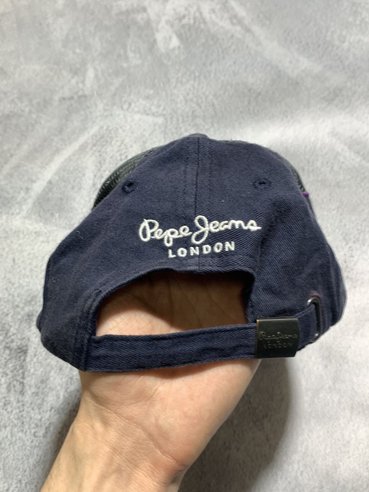 Red Bull × Vintage Vintage Red Bull Infinity cap streetwear big logo style Size ONE SIZE - 3 Thumbnail