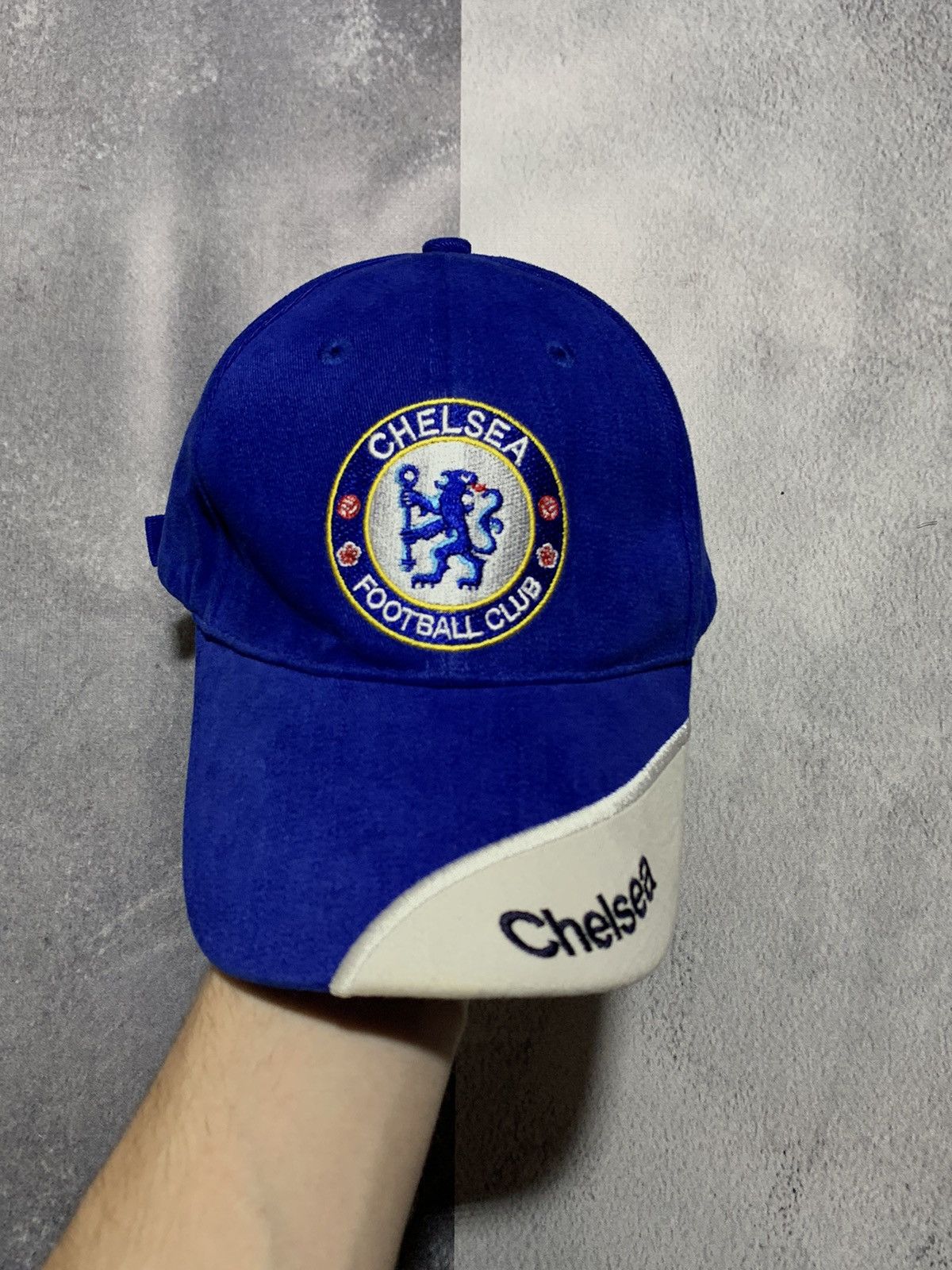 Chelsea Soccer Vintage Y2K Chelsea FC big logo cap streetwear Size ONE SIZE - 1 Thumbnail