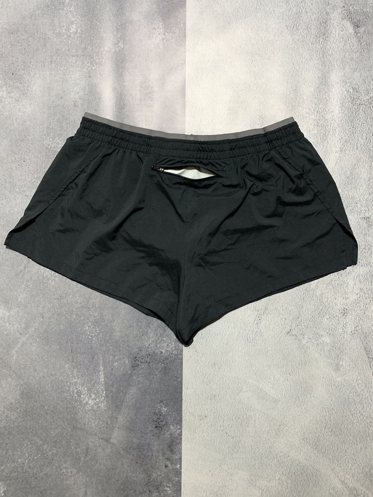 Nike × Vintage Vintage Y2K Nike swoosh shorts streetwear style size L Size 34" / US 12 / IT 48 - 5 Thumbnail