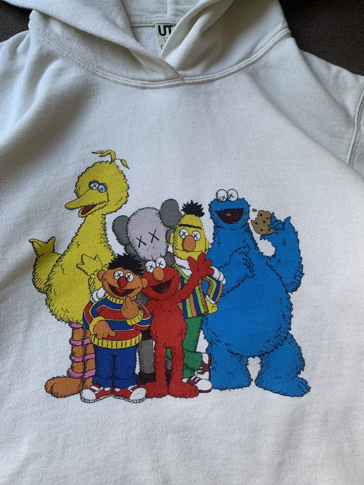 Kaws Kaws Sesame Street Uniqlo Hoodies Size US XS / EU 42 / 0 - 3 Thumbnail