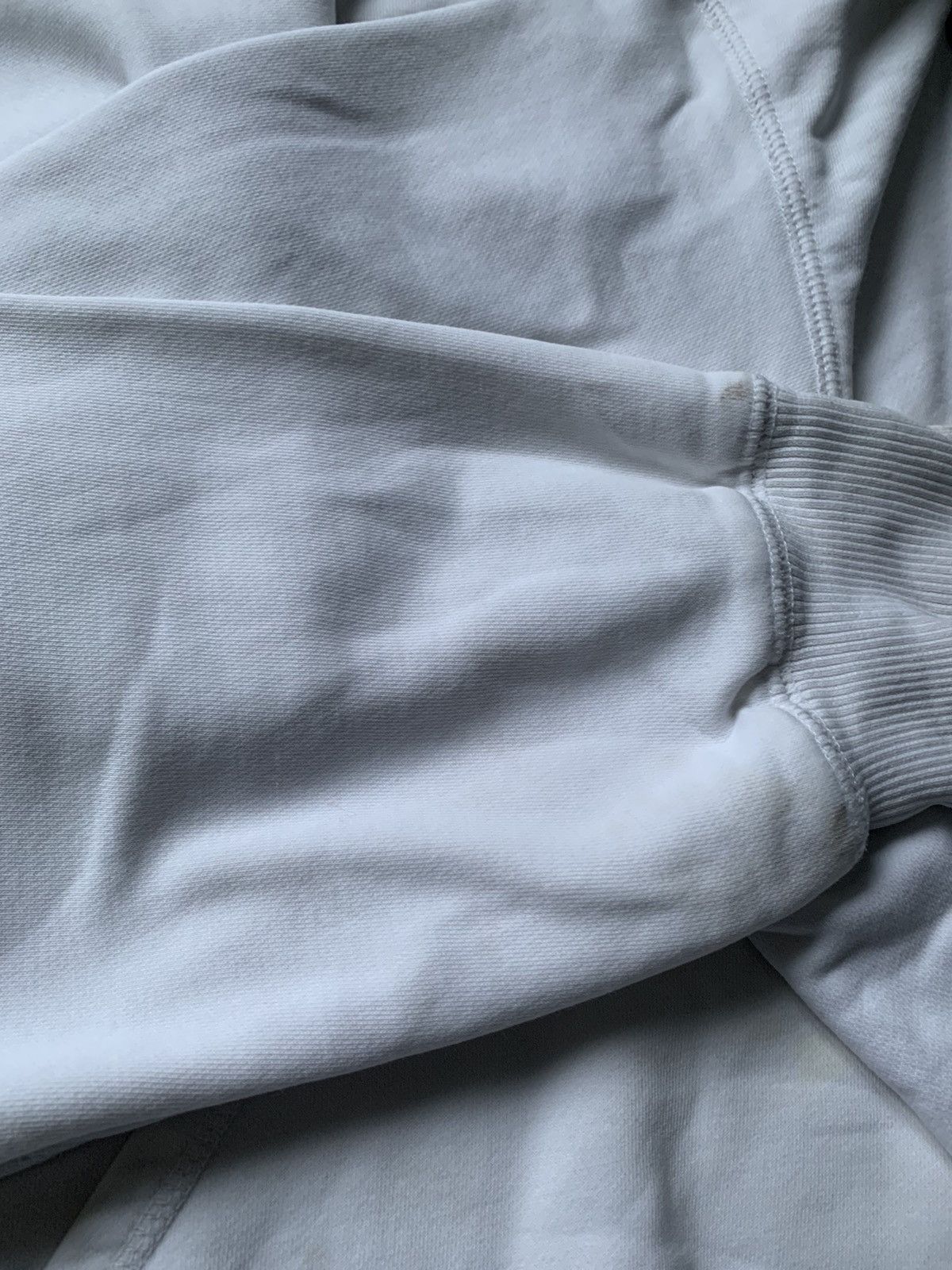 Nike Vintage Nike Y2K Distressed White Hoodie Size M Size US M / EU 48-50 / 2 - 10 Thumbnail