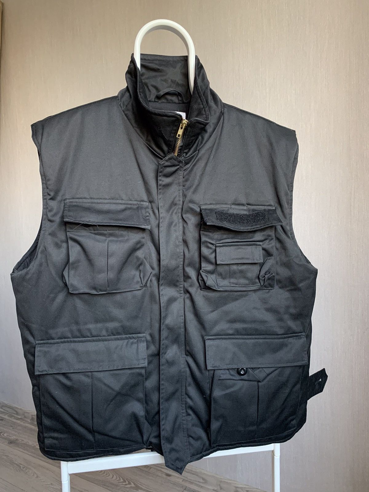 Vintage Y2K Cabelas Tactical Fishing Cargo Vest Size Small 