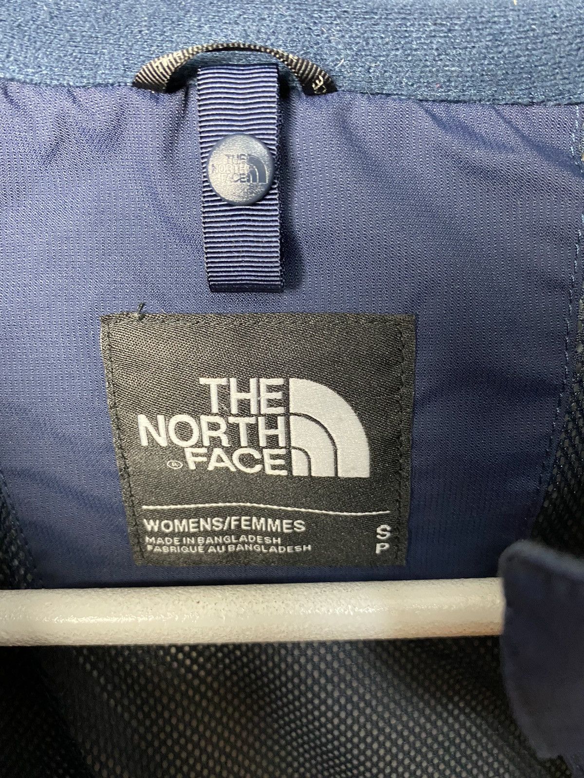The North Face The North Face Outdoor Trekking Hiking Light Jacket Size S Size S / US 4 / IT 40 - 10 Thumbnail