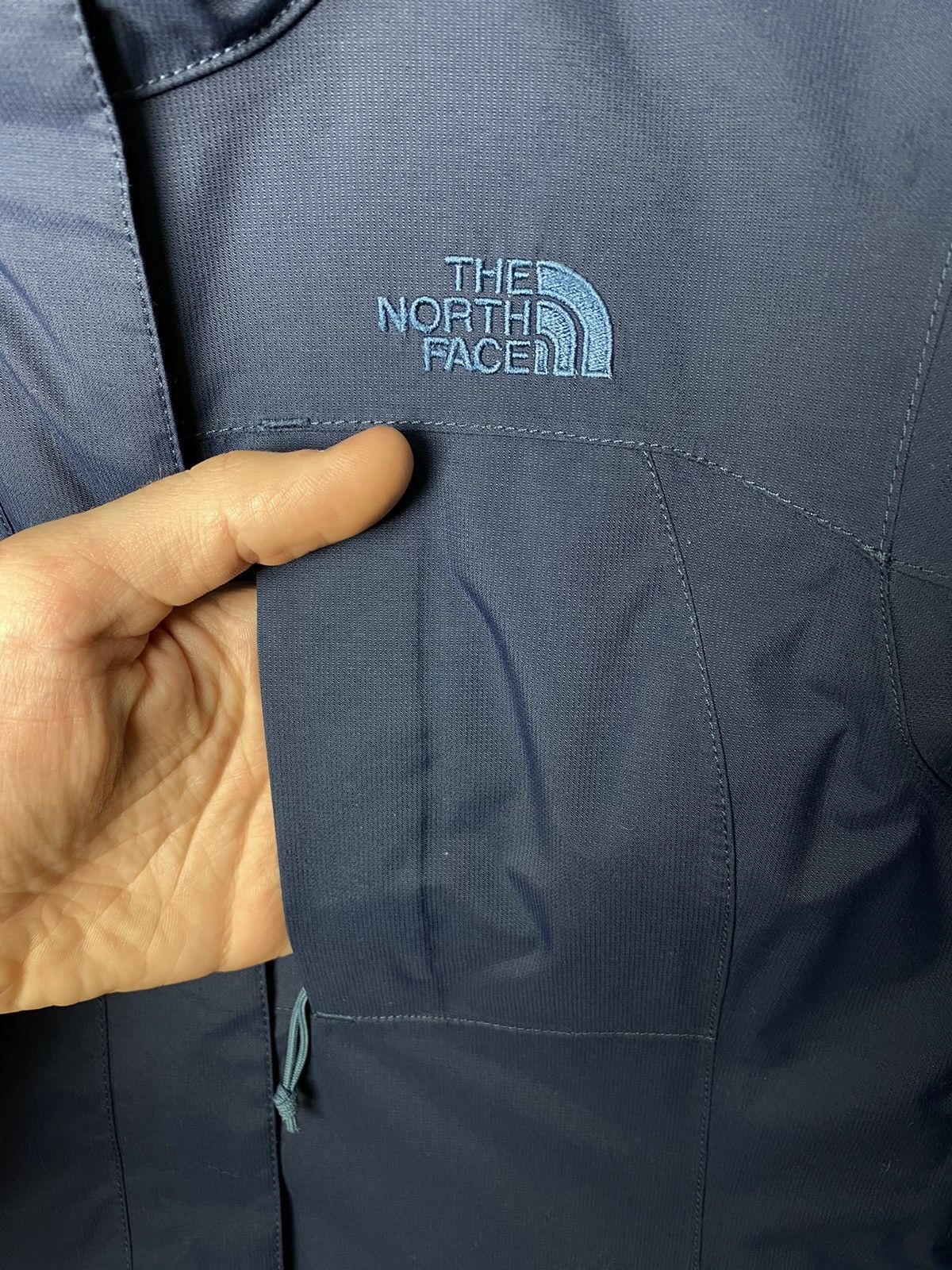 The North Face The North Face Outdoor Trekking Hiking Light Jacket Size S Size S / US 4 / IT 40 - 3 Thumbnail
