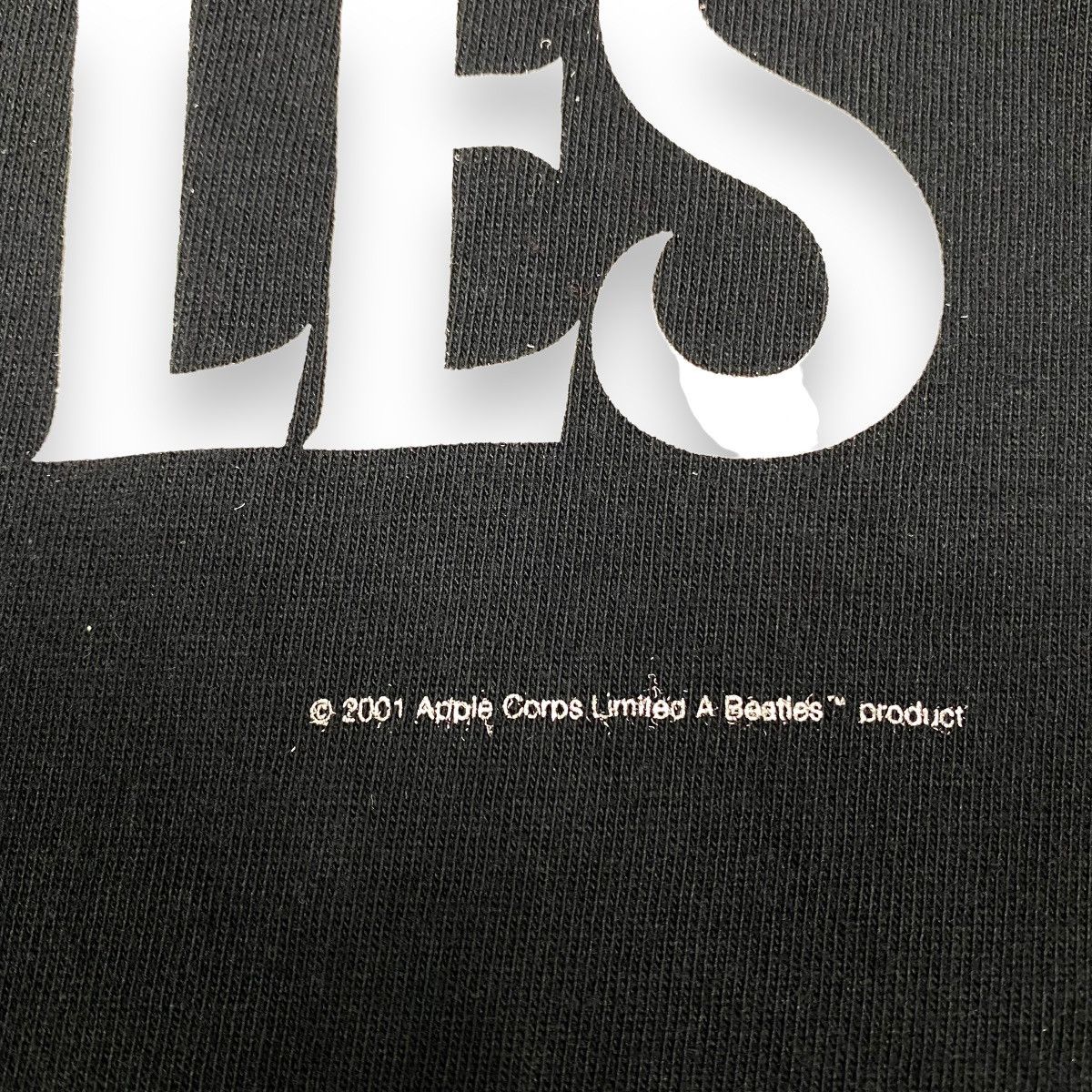 Band Tees × Vintage Vintage 2001 THE BEATLES Band Logo Tee Size US M / EU 48-50 / 2 - 4 Thumbnail