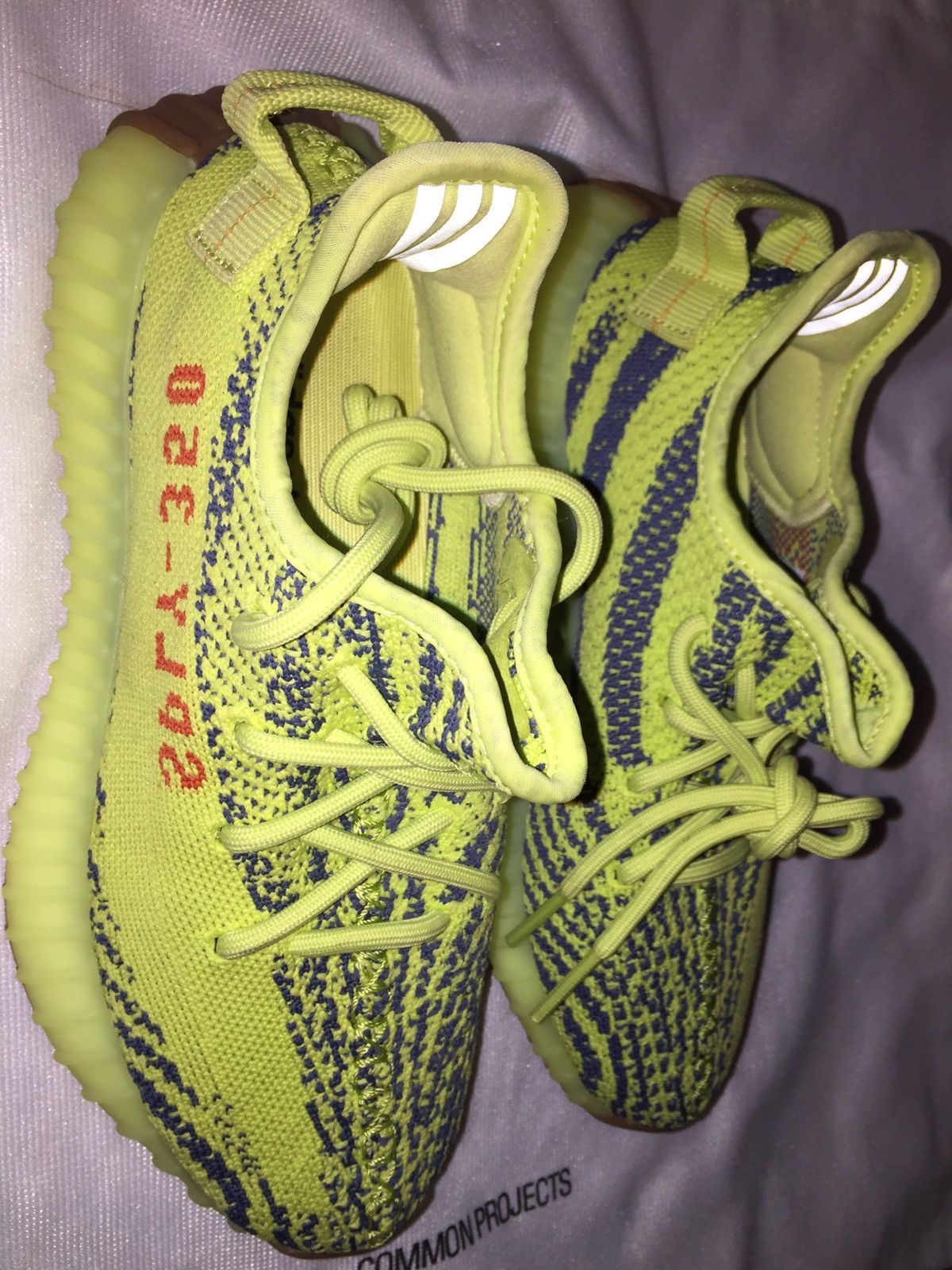 Adidas × Kanye West Yeezy Boost 350 V2 Semi Frozen Yellow 2017 Size US 5 / EU 37 - 3 Thumbnail
