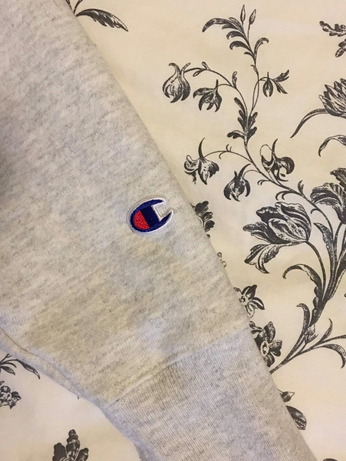 Champion × Genius Pieces Genius Pieces x Champion Reverse Weave Hoodie Size US S / EU 44-46 / 1 - 7 Thumbnail