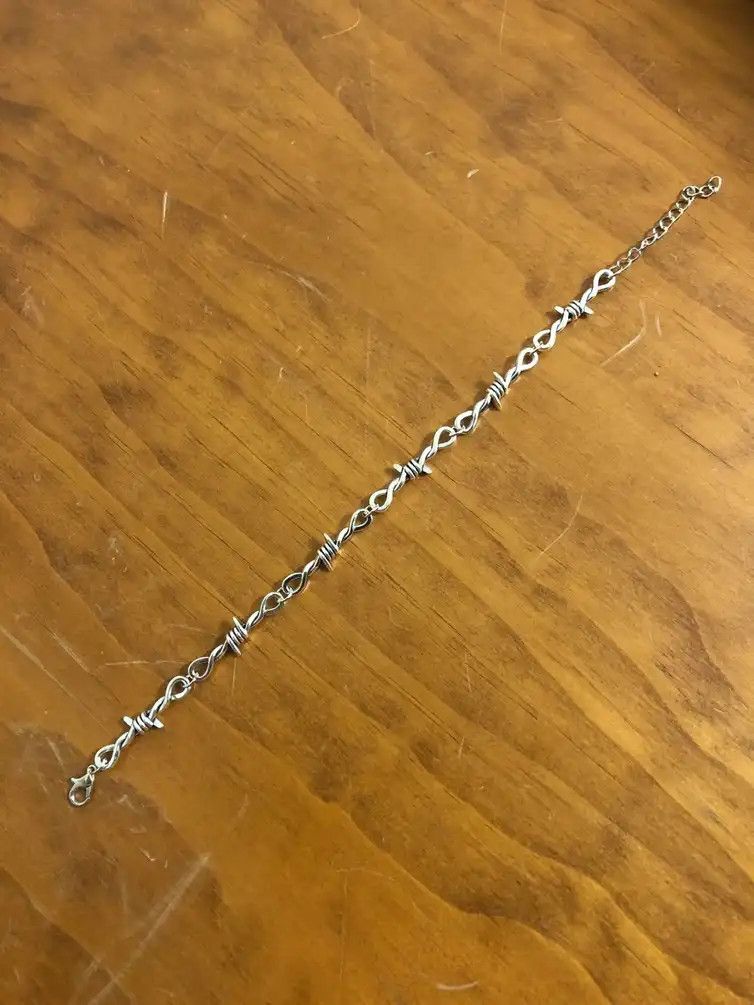 Jewelry Small Wire Brambles Iron Choker Bracelet Size ONE SIZE - 2 Thumbnail